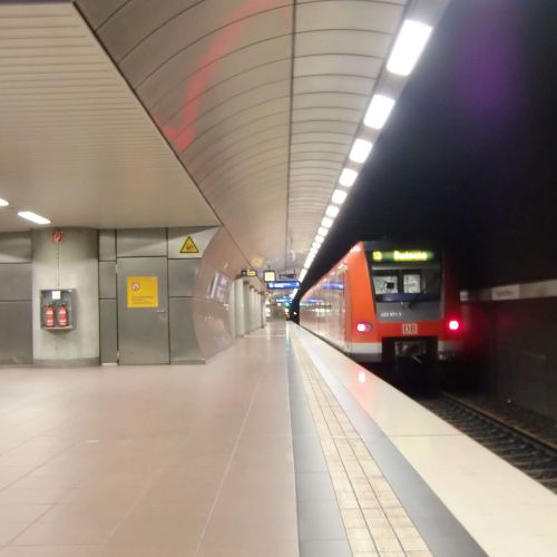 Bahnsteig1.JPG